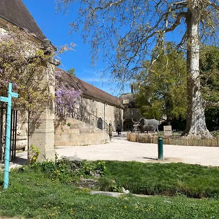 Le Jardin Des Plantes Дижон
